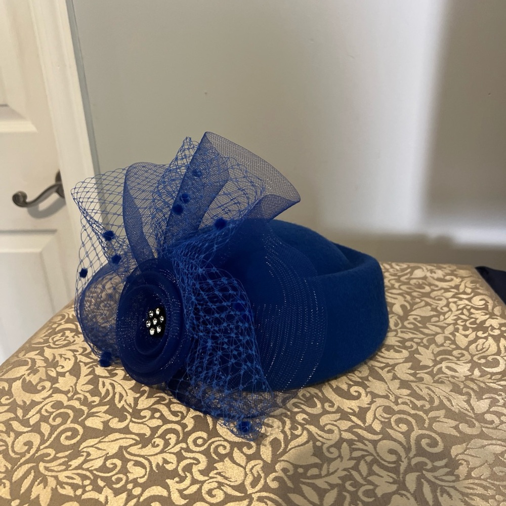 100% Wool Vintage Beautiful Blue Ladies Hat Church Special Occasions